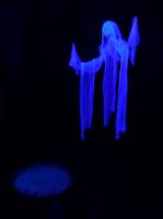 FCG and cauldron of glowing liquid without flash
