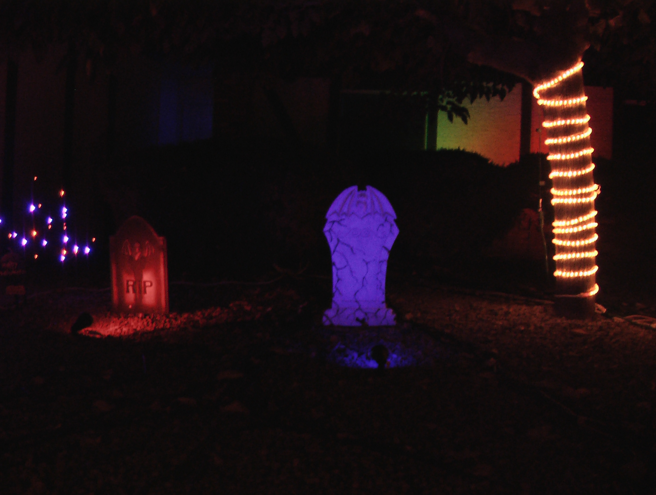 Close up on second Tombstone set